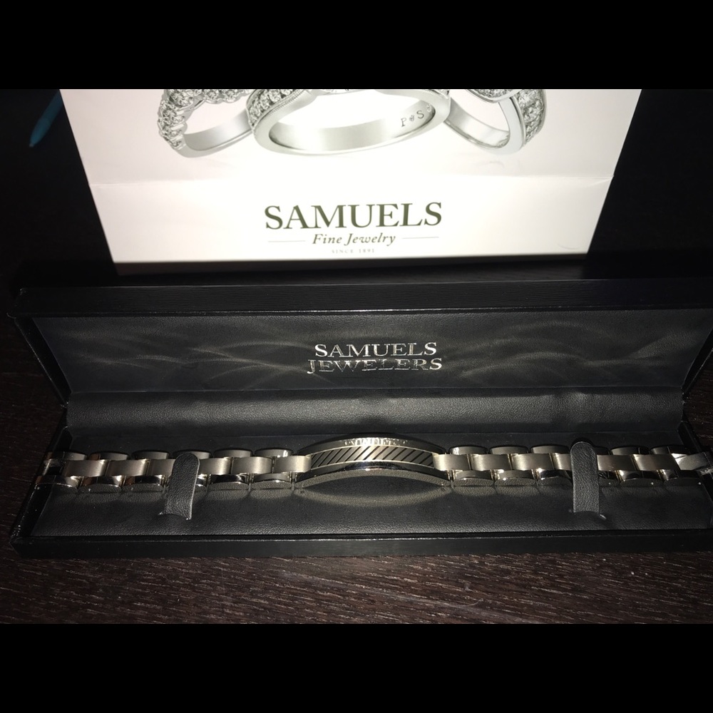 Men’s Silver Titanium Link Bracelet